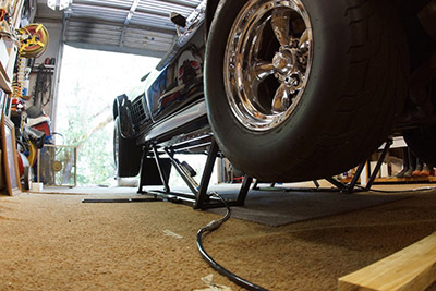 Corvette Stingray Home Garage Lift Repair